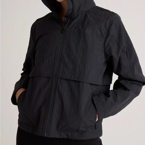 Quince Water Repellent Windbreaker Jacket black medium